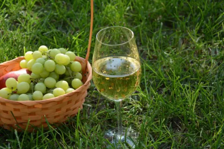 Does White Wine Come from Green Grapes